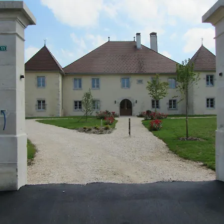 Le Relais Des Deux Tours Bed & Breakfast Bremondans