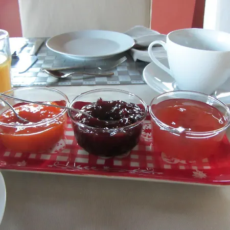 Le Relais Des Deux Tours 3* Bremondans