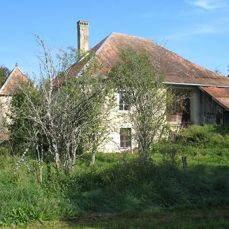 Le Relais Des Deux Tours Brémondans